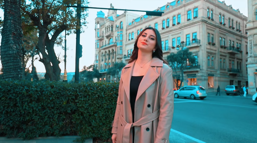 Aydan Əliyeva — Qəribə AdamAydan Əliyeva — Qəribə Adam